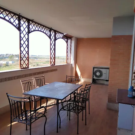 Casa Di Cesare Фьюмичино